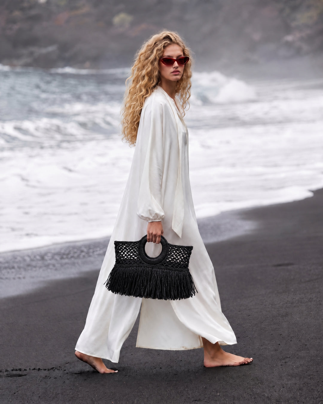 ION East West Fringe — Black